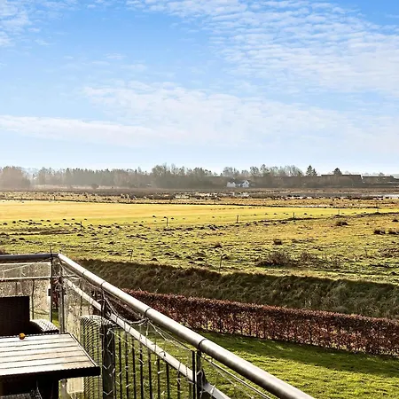 Feriehus Fantastisk Hjem I Med Badstue Bogense