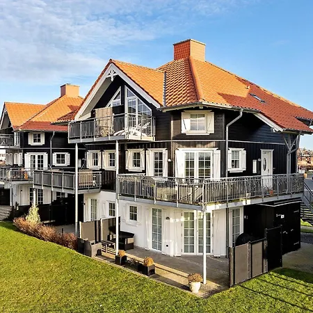 Fantastisk Hjem I Med Badstue Feriehus Bogense